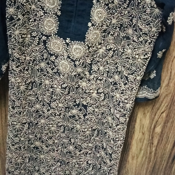 Kurta - Picture 5 of 5